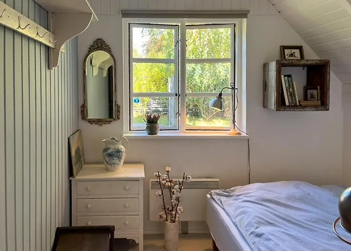 Thatched Near And Protected Nature * Græsted