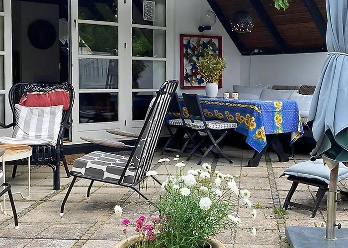 Thatched Near And Protected Nature Ferienhaus Græsted